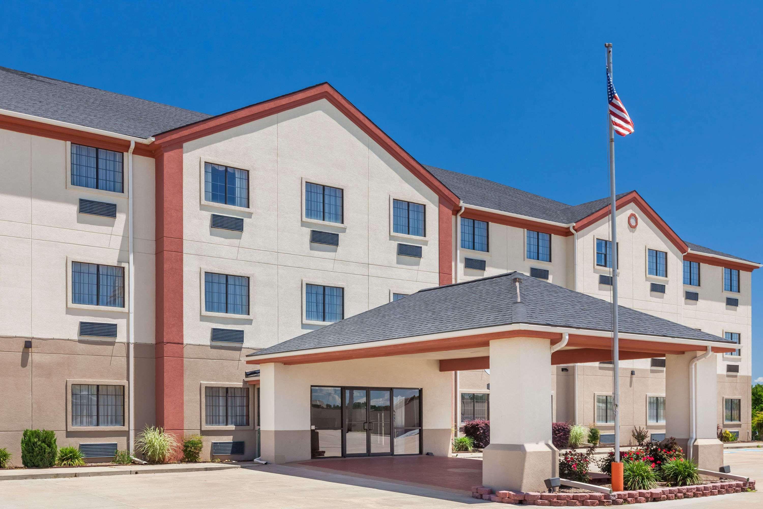 Hotel Mcalester Exterior photo